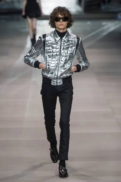 Look 20